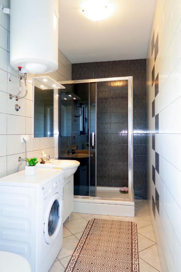 Apartment Rosic - Krk217 By Interhome คอร์นิช ภายนอก รูปภาพ