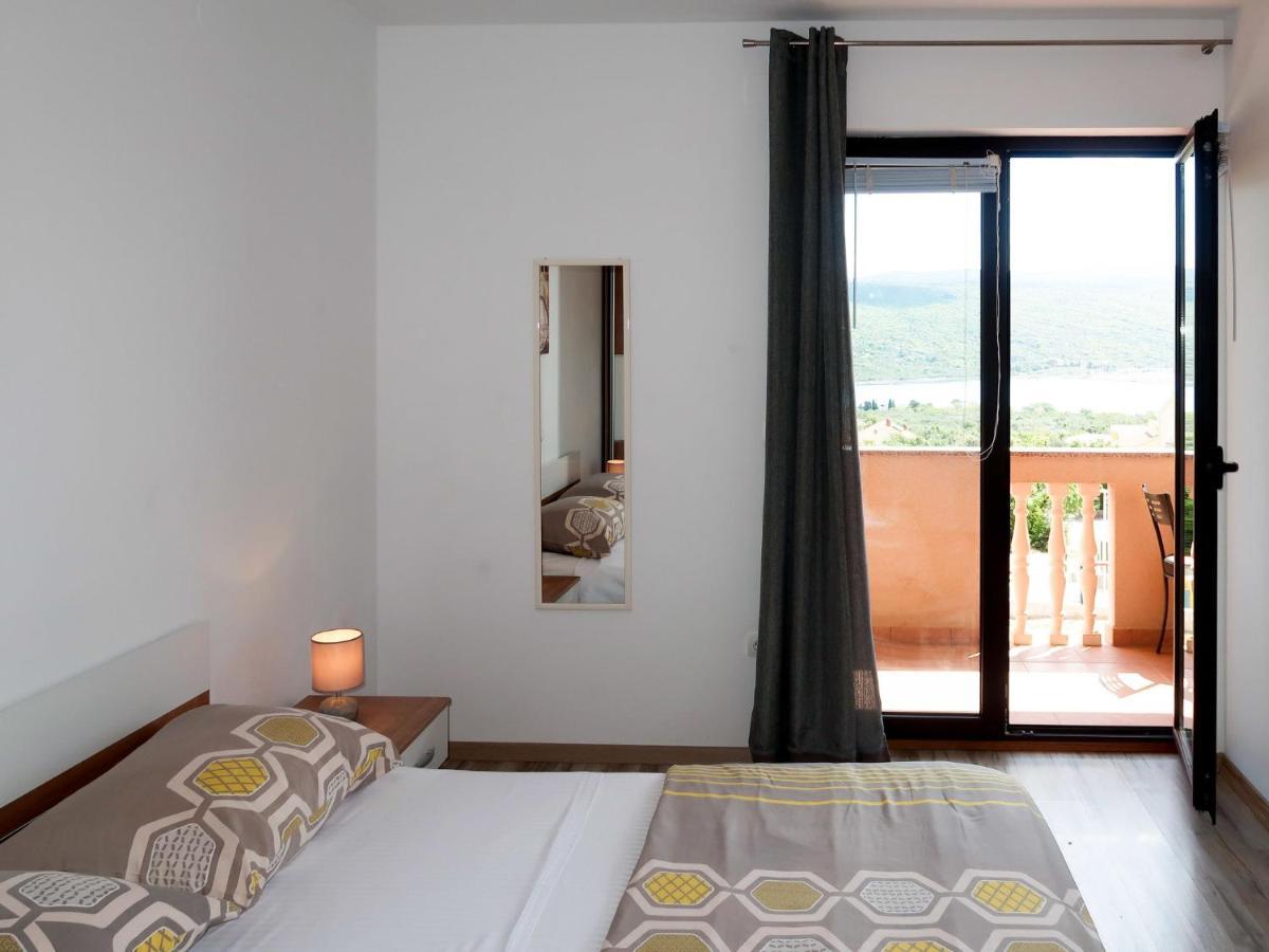 Apartment Rosic - Krk217 By Interhome คอร์นิช ภายนอก รูปภาพ