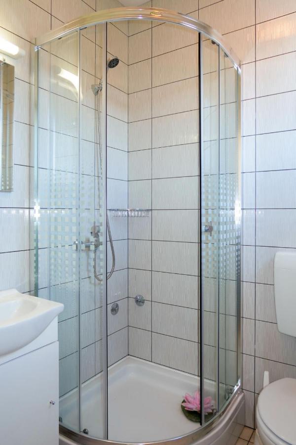 Apartment Rosic - Krk217 By Interhome คอร์นิช ภายนอก รูปภาพ
